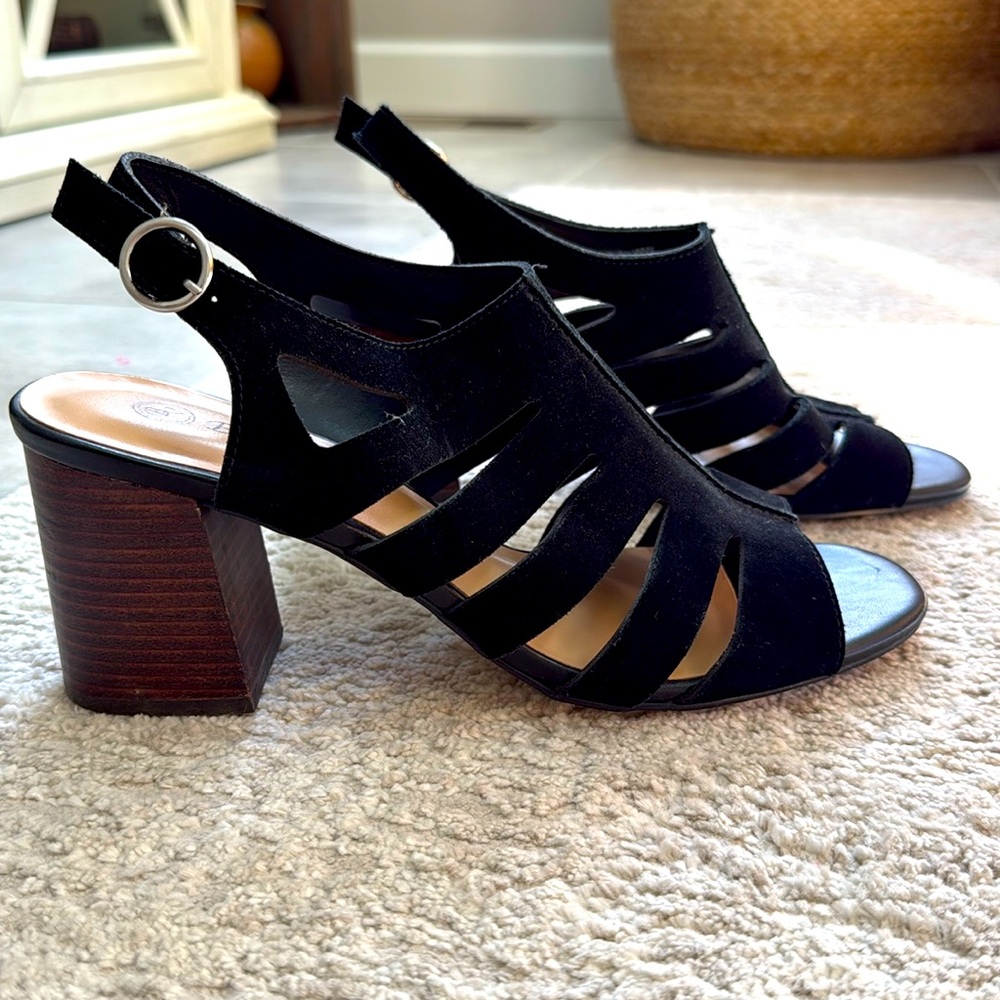 *Gently Worn* BELLA VITA Colleen Suede Slingback Block Heel Sandals - 8.5 WW